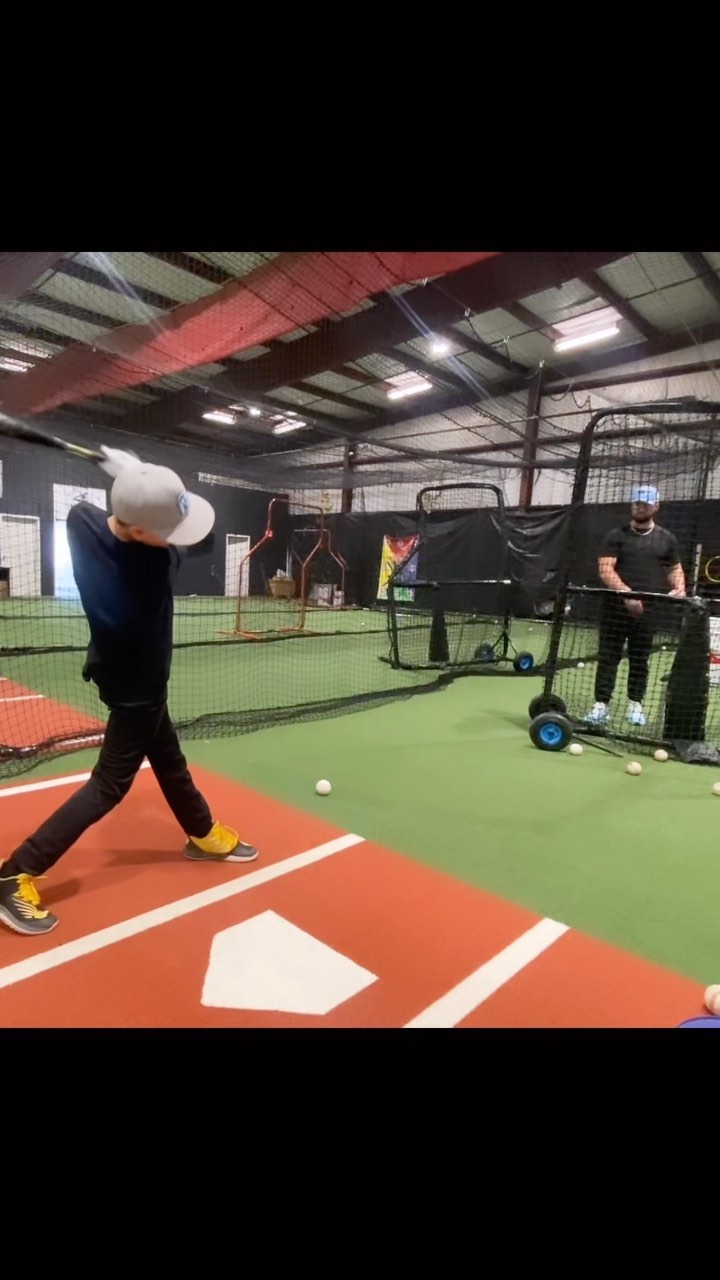 It’s the focus for me! Make sure you try and stay locked in with what you’re doing and trying to accomplish. It doesn’t matter if the results are good or bad just keep sticking with the process. My Guy Parker ‼️
- Top hand/ bottom hand 
- Balance and posture
- Staying in the ground
- Barrel control
- FOCUS 🔒 
#baseball#softball#drills#hittingdrills#baseballdrills#softballdrills#coachinglife#teaching#practice#process#learn#grow#everyday#fyp#letsgo#lockin#baseballcoach#softballcoach#hittingcoach#coaches#dingers#share#repost#likeforlikes#like#hit#barrel#trainer#grind